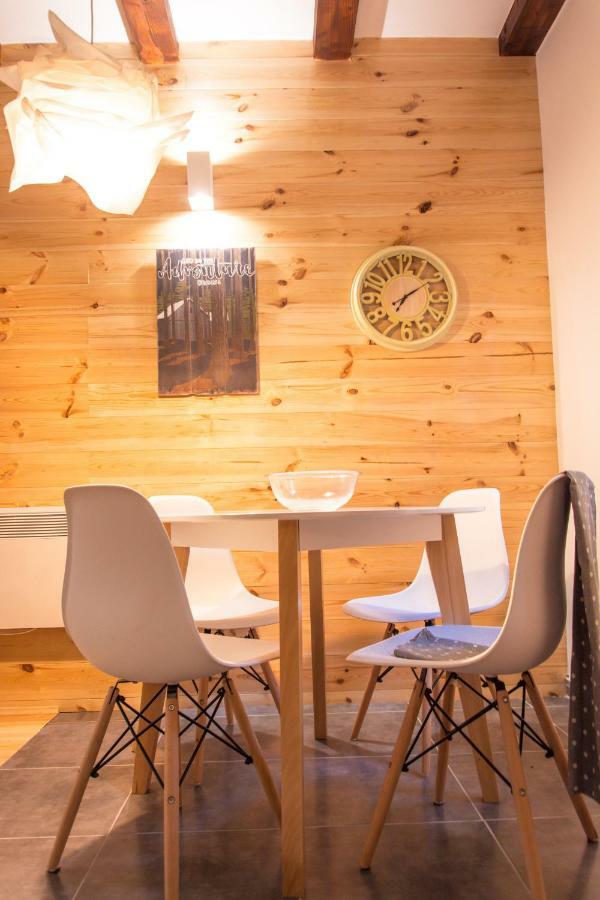 זבליאק Wood Inn מראה חיצוני תמונה